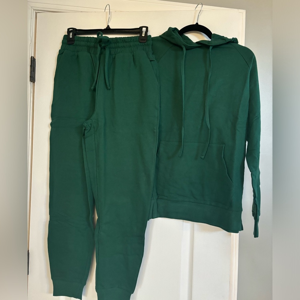 COPY - New Green track suit  set-